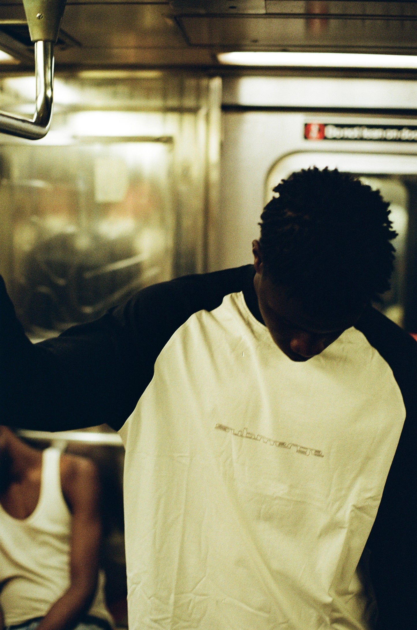 "VOYAGER" LONG SLEEVE TEE