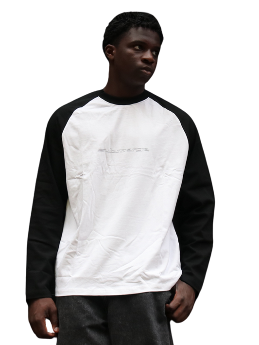 "VOYAGER" LONG SLEEVE TEE